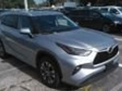 Used 2023 Toyota Highlander L