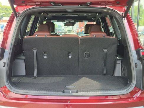 Certified 2023 Kia Telluride EX w/ EX Captain's Chair Package AWD/4WD image 9