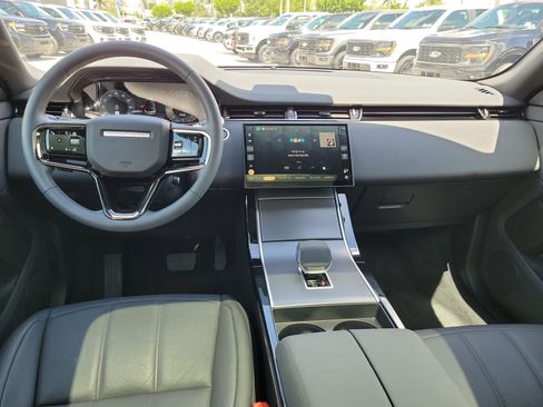 Used 2026 Land Rover Range Rover Evoque S AWD/4WD image 14