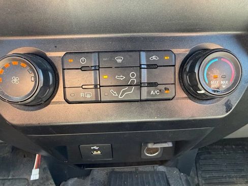 Used 2022 Ford F350 XL w/ Power Equipment Group AWD/4WD image 19