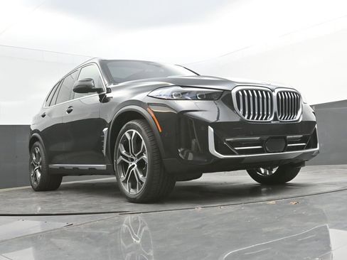 New 2026 BMW X5 xDrive50e w/ Premium Package AWD/4WD image 54