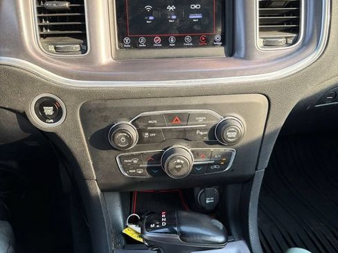 Used 2020 Dodge Charger SXT w/ Cold Weather Package RWD image 11