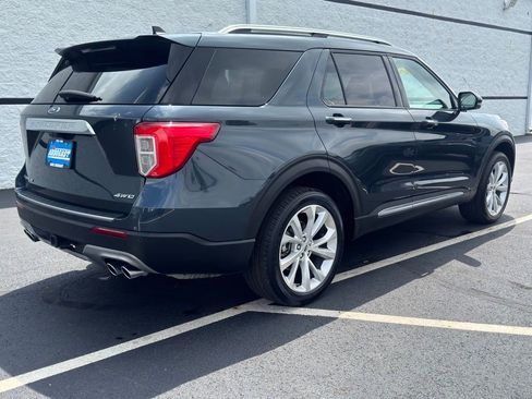Used 2024 Ford Explorer Platinum w/ Technology Package AWD/4WD image 9