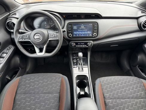 Certified 2024 Nissan Kicks SR image 4
