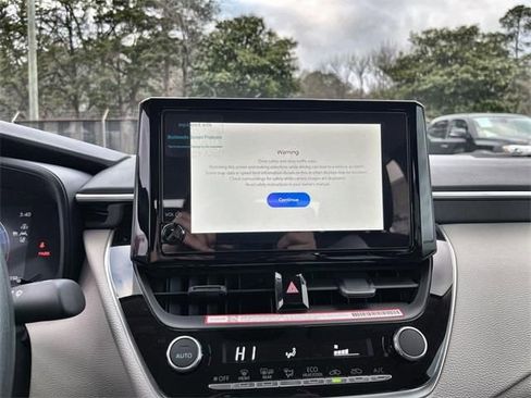 Used 2026 Toyota Corolla LE image 25