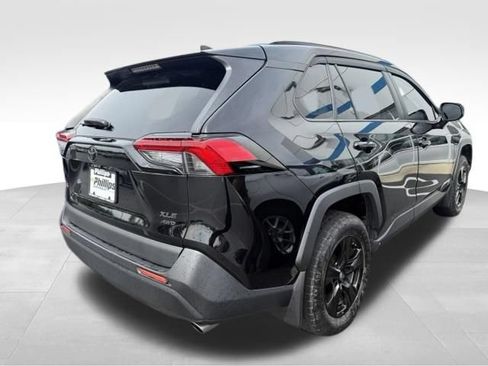 Used 2019 Toyota RAV4 XLE w/ Convenience Package AWD/4WD image 13