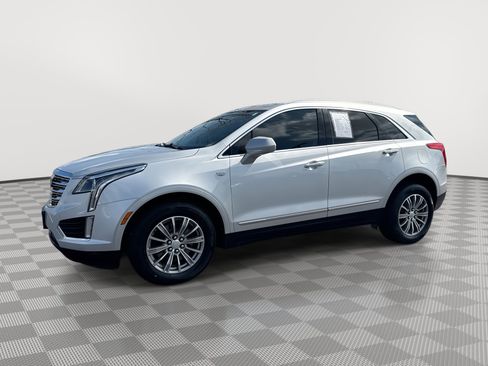 Used 2018 Cadillac XT5 Luxury image 1