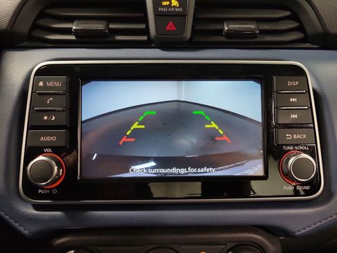 Used 2025 Nissan Versa SV FWD image 19