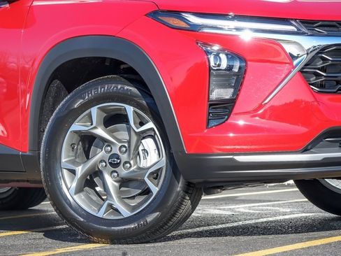 New 2026 Chevrolet Trax LT w/ Driver Confidence Package image 4