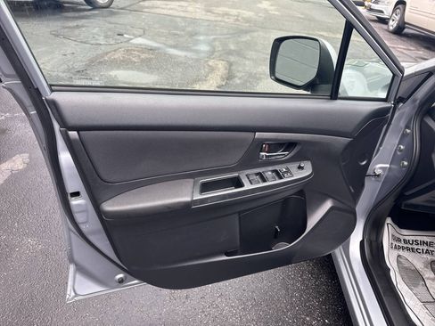 Used 2012 Subaru Impreza 2.0i Premium AWD/4WD image 14