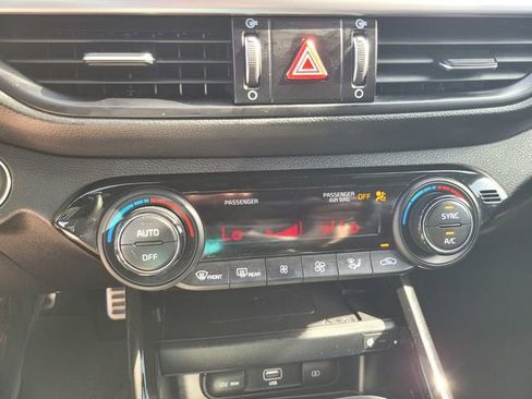 Used 2023 Kia Forte GT-Line w/ GT-Line Premium Package image 24