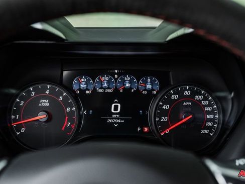 Used 2020 Chevrolet Camaro ZL1 RWD image 9