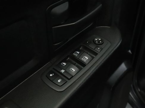 Used 2019 RAM 1500 Express w/ Express Value Package image 7