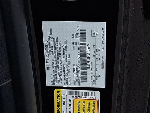 Used 2025 Ford Mustang Premium RWD image 28