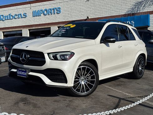 Used 2021 Mercedes-Benz GLE 450 4MATIC w/ AMG Line Exterior image 1