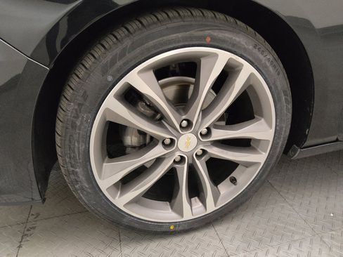 Used 2022 Chevrolet Malibu LT FWD image 31