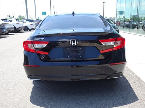 Used 2019 Honda Accord LX image 4