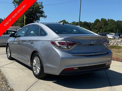 Used 2016 Hyundai Sonata SE image 5