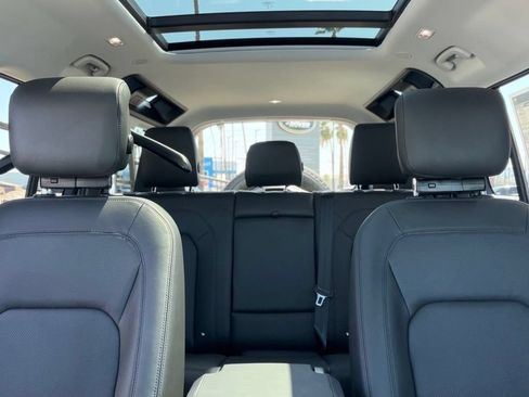 New 2026 Land Rover Defender 110 S AWD/4WD image 8