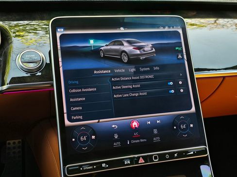 Used 2023 Mercedes-Benz S 500 4MATIC w/ AMG Line image 49