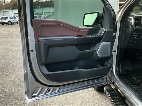 Used 2021 Ford F150 Lariat w/ Equipment Group 502A High image 18