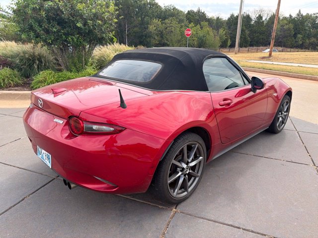 Used 2016 MAZDA MX-5 Miata Grand Touring RWD image 5