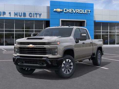 New 2026 Chevrolet Silverado 2500 Custom w/ Custom Value Package AWD/4WD image 6