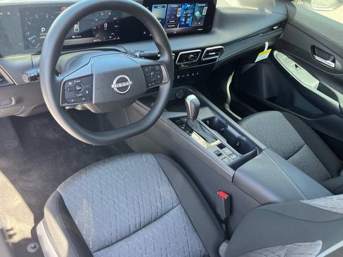 New 2027 Nissan Sentra SV w/ Floor Mat Package FWD image 16