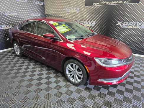 Used 2016 Chrysler 200 Limited image 8