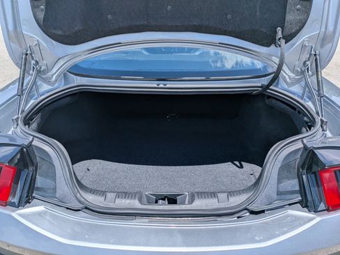 Used 2025 Ford Mustang Premium RWD image 13