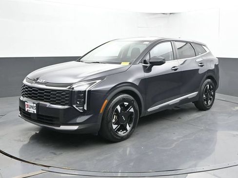 Used 2026 Kia Sportage LX FWD image 7