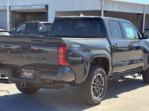 New 2025 Toyota Tacoma TRD Sport image 5