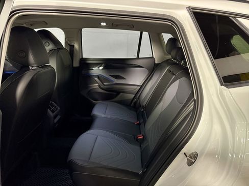 New 2026 Volkswagen Tiguan SE image 20