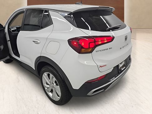Used 2025 Buick Encore GX Preferred FWD image 38