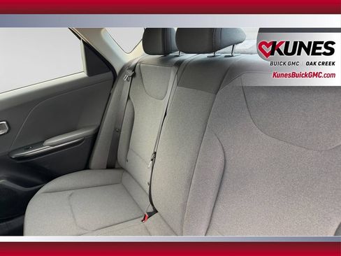 Used 2025 Kia K4 FWD image 34