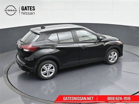 New 2025 Nissan Kicks Play S image 48