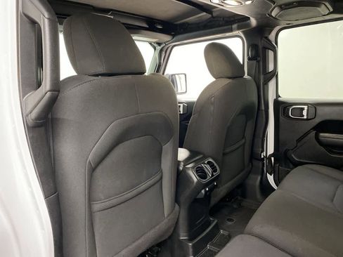 Used 2023 Jeep Wrangler Unlimited image 16