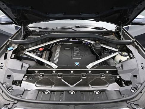 Used 2022 BMW X5 sDrive40i w/ Premium Package image 22