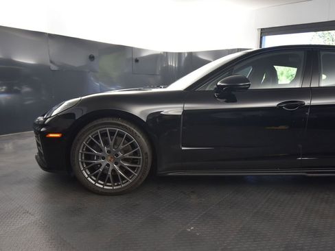 New 2025 Porsche Panamera 4 image 41