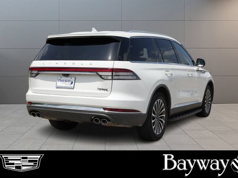 Used 2023 Lincoln Aviator Reserve RWD image 6