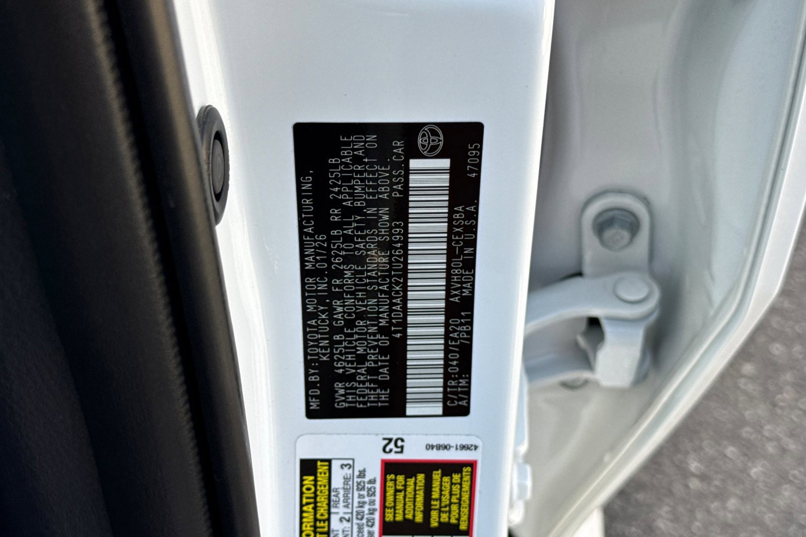 Used 2026 Toyota Camry SE FWD image 28