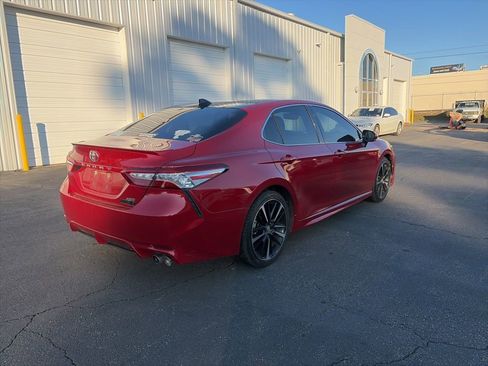 Used 2020 Toyota Camry XSE image 7