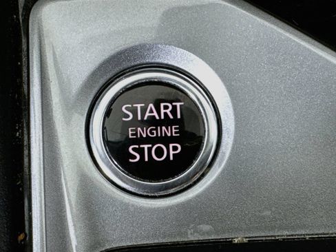 Used 2024 Nissan Altima 2.5 SV FWD image 26