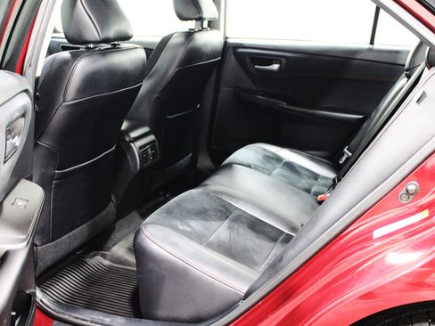 Used 2017 Toyota Camry XSE w/ Advanced Technology Package FWD image 25