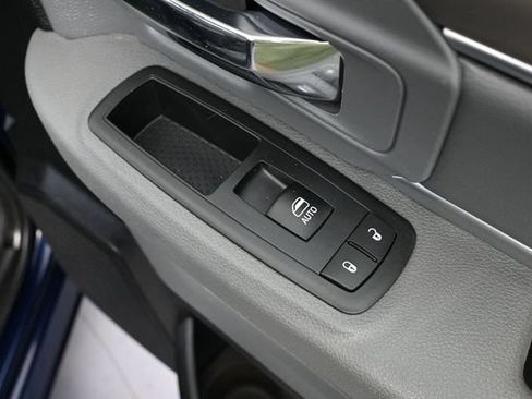Used 2016 RAM 1500 Big Horn AWD/4WD image 43