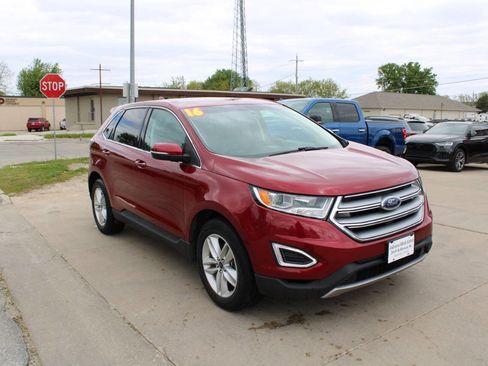Used 2016 Ford Edge SEL w/ Equipment Group 201A FWD image 2