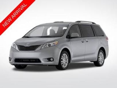 Used 2014 Toyota Sienna LE