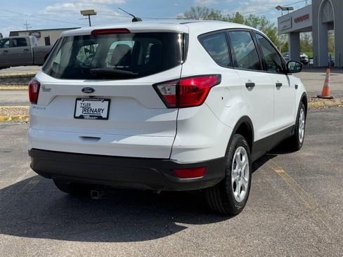 Used 2019 Ford Escape S FWD image 4