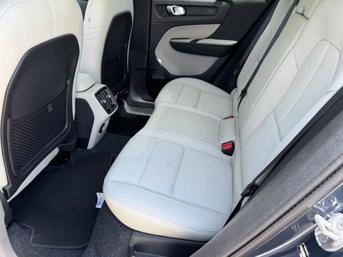 New 2026 Volvo XC40 B5 Plus w/ Climate Package AWD/4WD image 21