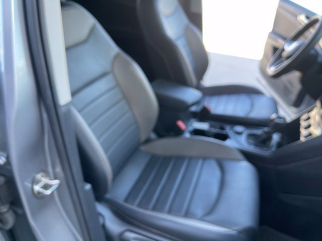 Used 2022 Volkswagen Taos SEL AWD/4WD image 16